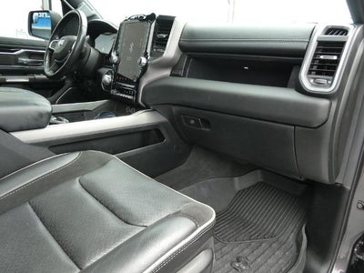 2021 RAM 1500 Laramie Crew Cab 4x4 5'7' Box