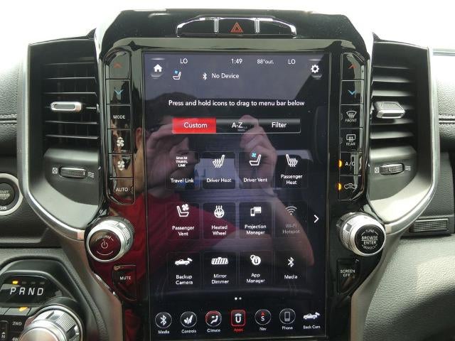 2021 RAM 1500 Laramie Crew Cab 4x4 5'7' Box