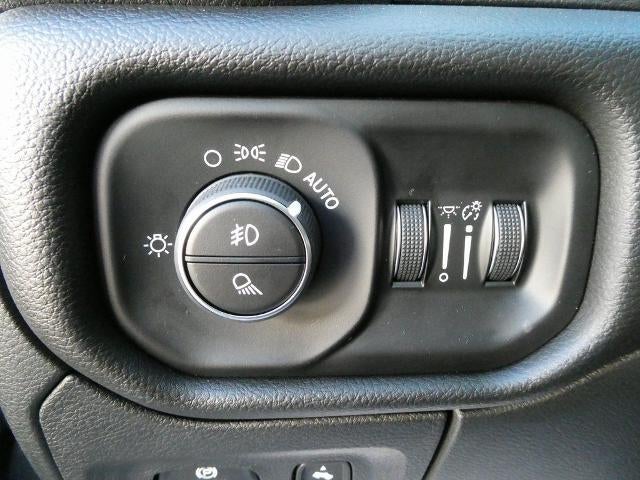 2026 RAM 1500 RHO Crew Cab 4x4 5'7' Box