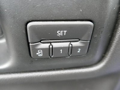 2020 Chevrolet Silverado 1500 4WD Crew Cab Short Bed LTZ