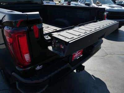 2023 GMC Sierra 2500HD 4WD Crew Cab Standard Bed AT4
