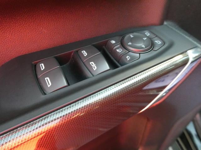 2023 GMC Sierra 2500HD 4WD Crew Cab Standard Bed AT4