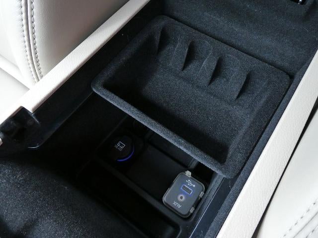 2014 Chrysler 300 4dr Sdn RWD