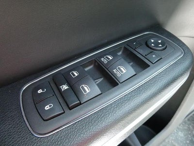 2023 Chrysler 300 Touring L