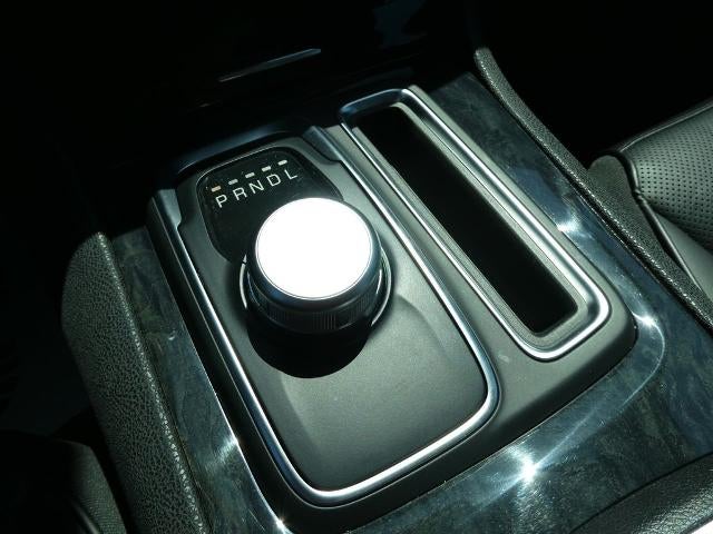 2023 Chrysler 300 Touring L