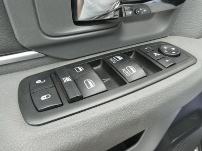 2014 RAM 2500 4WD Crew Cab 6.4 Ft Box Big Horn
