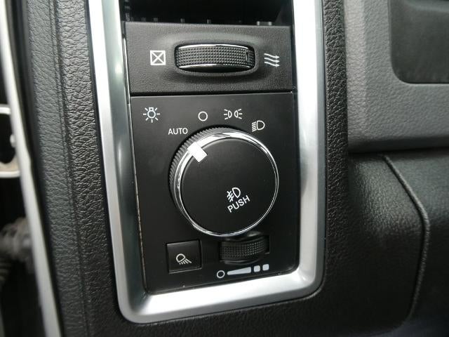 2014 RAM 2500 4WD Crew Cab 6.4 Ft Box Big Horn