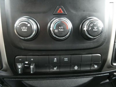 2014 RAM 2500 4WD Crew Cab 6.4 Ft Box Big Horn