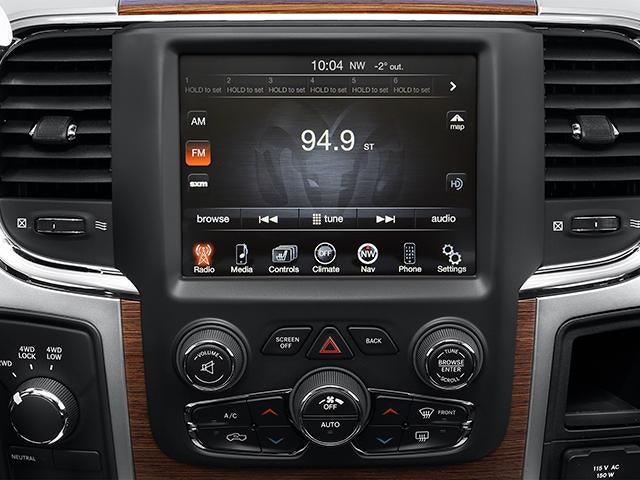2014 RAM 2500 4WD Crew Cab 6.4 Ft Box Big Horn