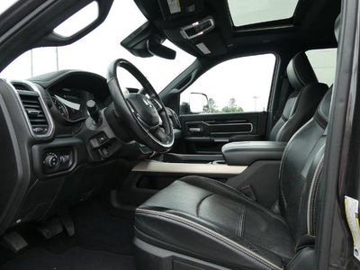 2019 RAM 2500 Laramie 4x4 Crew Cab 6'4" Box