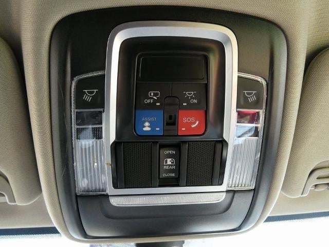 2024 RAM 3500 Chassis Tradesman/SLT/Laramie/Limited