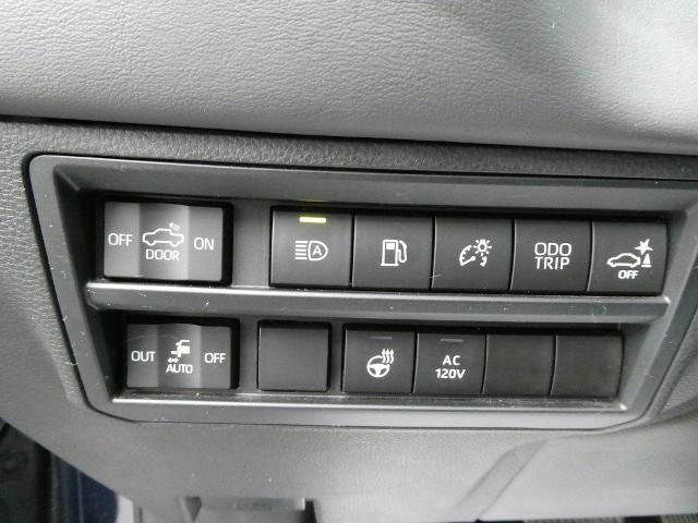 2022 Toyota Tundra Hybrid Platinum