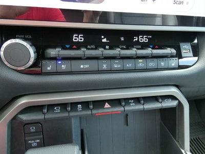 2025 Toyota Tundra 4WD 4WD Limited CrewMax 5.5' Bed (Natl)