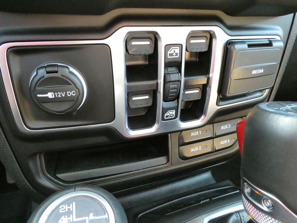 2025 Jeep Gladiator High Tide