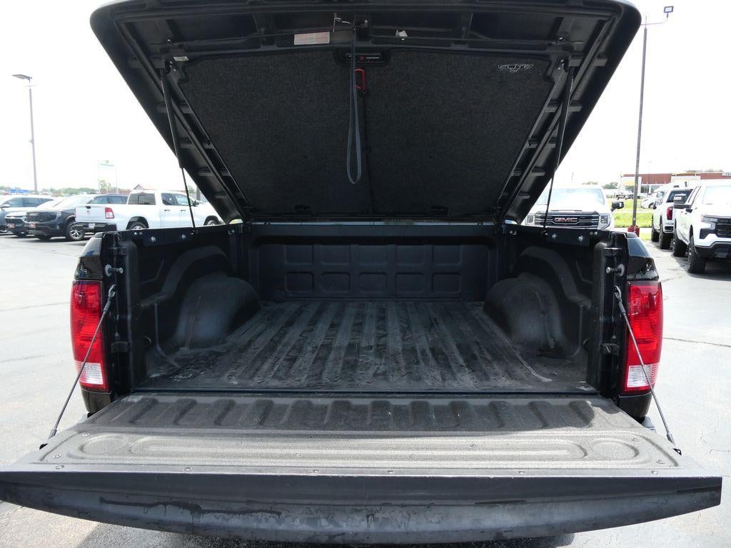 2018 RAM 1500 Big Horn Crew Cab 4x4 5'7" Box