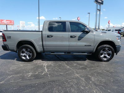 2020 RAM 1500 Big Horn Crew Cab 4x4 5'7" Box