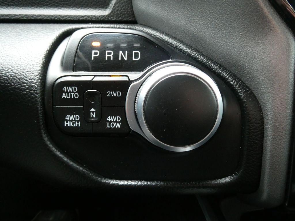 2021 RAM 1500 Big Horn Crew Cab 4x4 5'7" Box