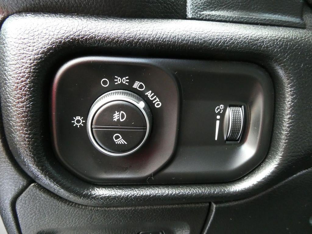 2020 RAM 1500 Rebel Crew Cab 4x4 5'7" Box