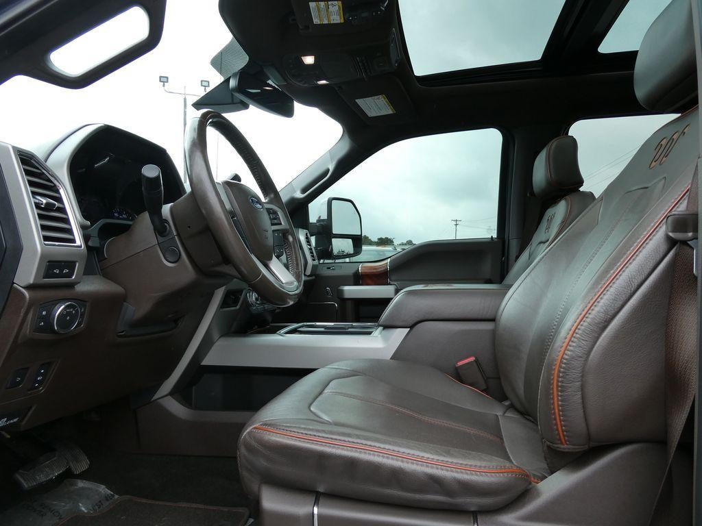 2017 Ford Super Duty F-250 SRW Lariat