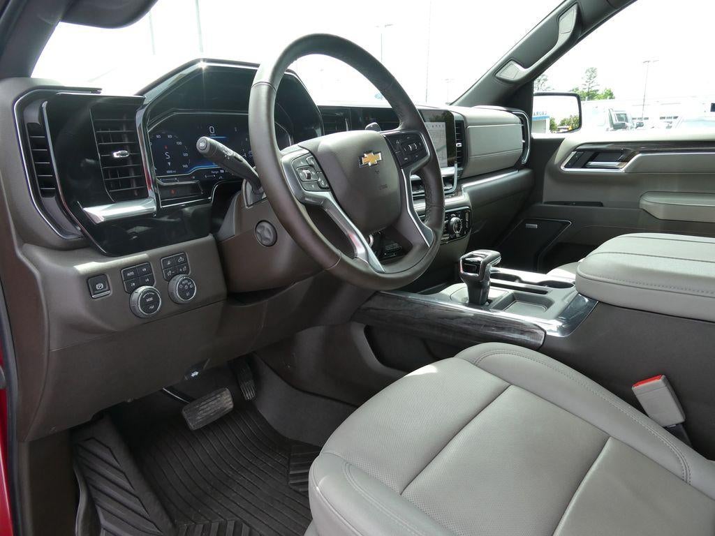 2025 Chevrolet Silverado 1500 LTZ
