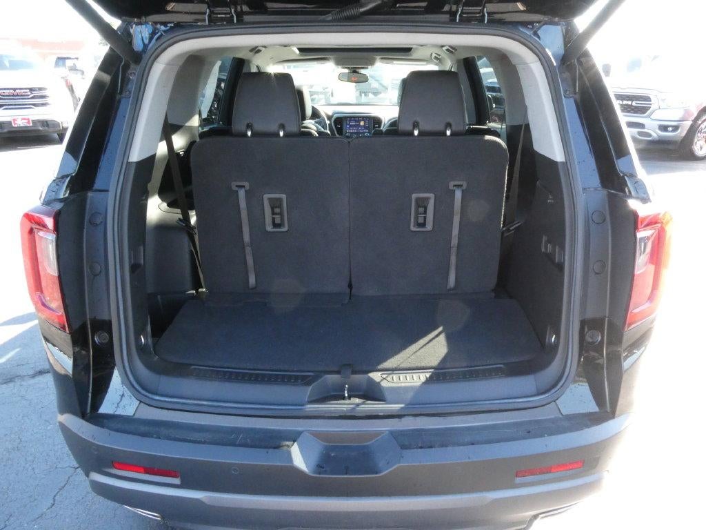2022 GMC Acadia AT4