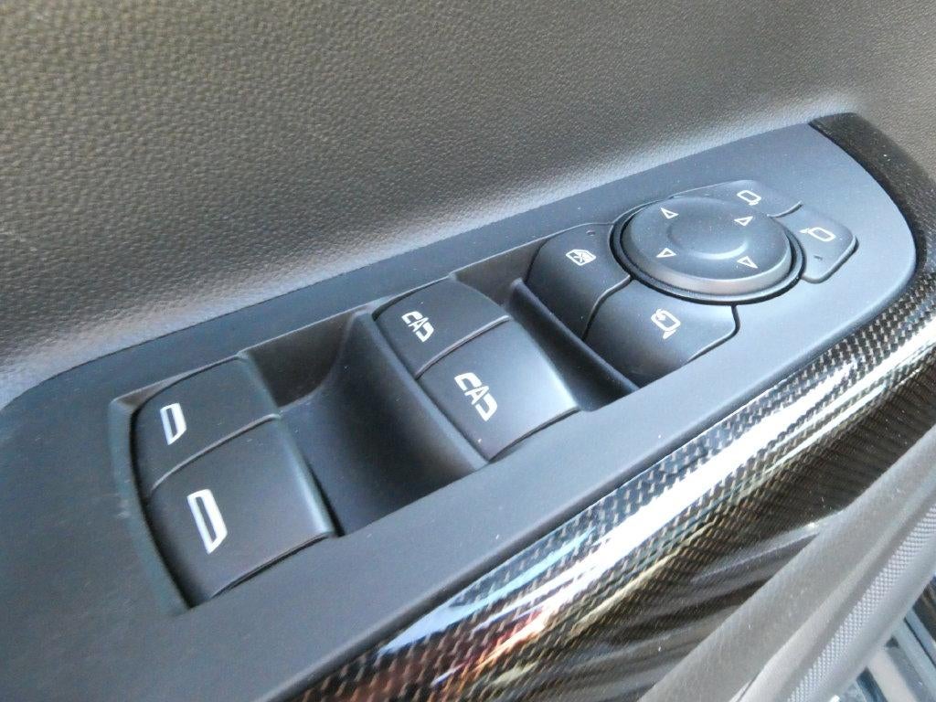 2022 GMC Acadia AT4