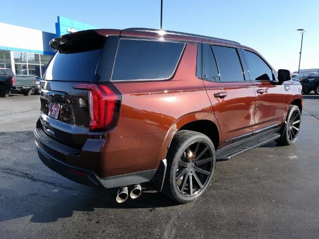 2023 GMC Yukon SLT