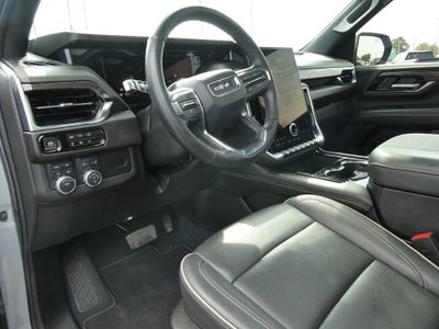 2025 GMC Yukon Elevation