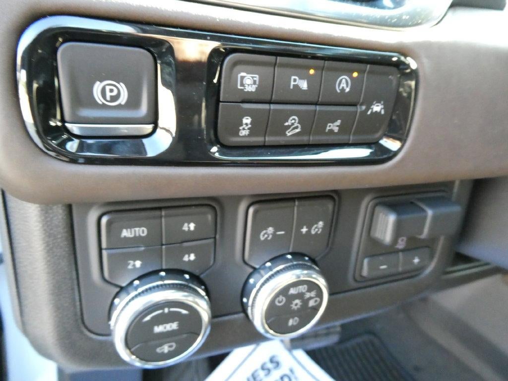 2027 GMC Yukon Denali Ultimate