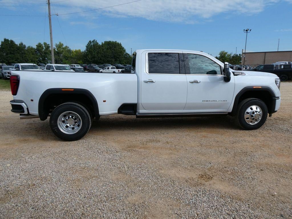 2026 GMC Sierra 3500 HD Denali Ultimate DRW