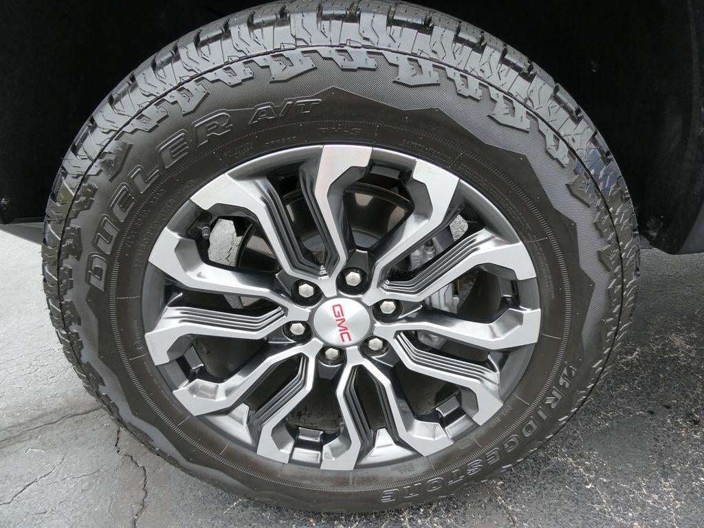 2025 GMC Canyon Denali