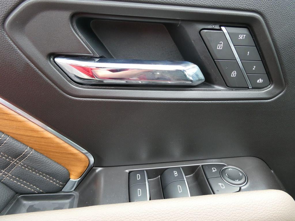2025 GMC Canyon Denali