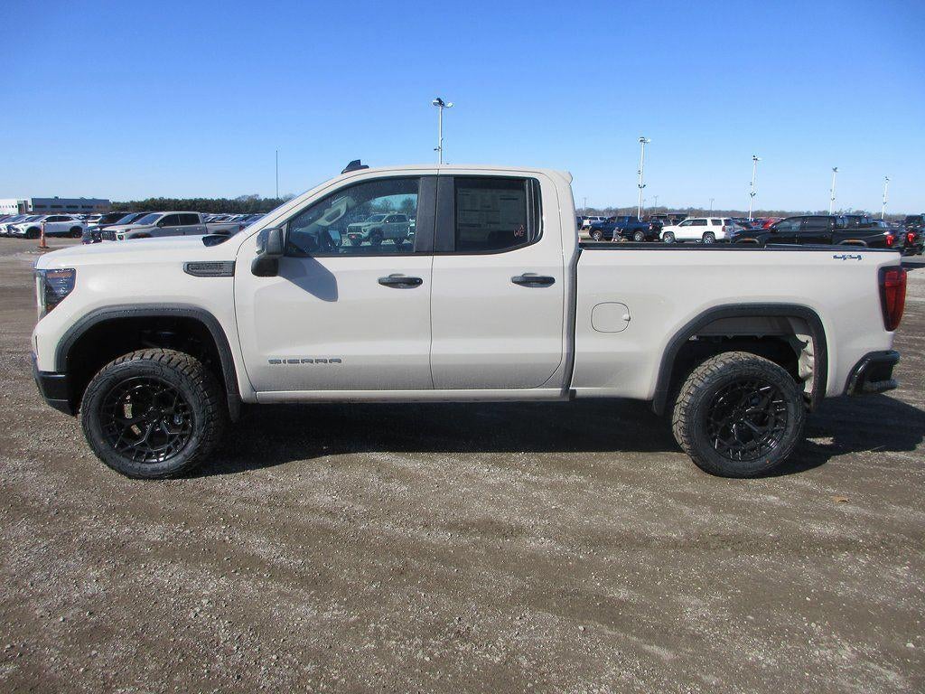 2026 GMC Sierra 1500 Pro - Photo 11