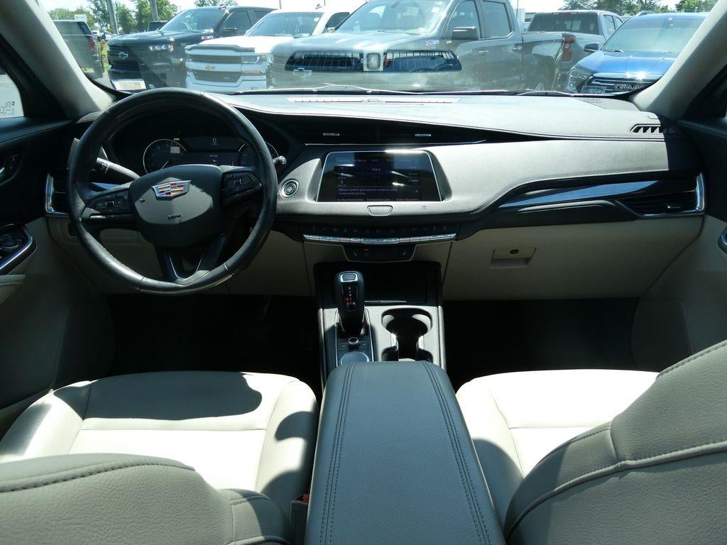 2019 Cadillac XT4 FWD Luxury
