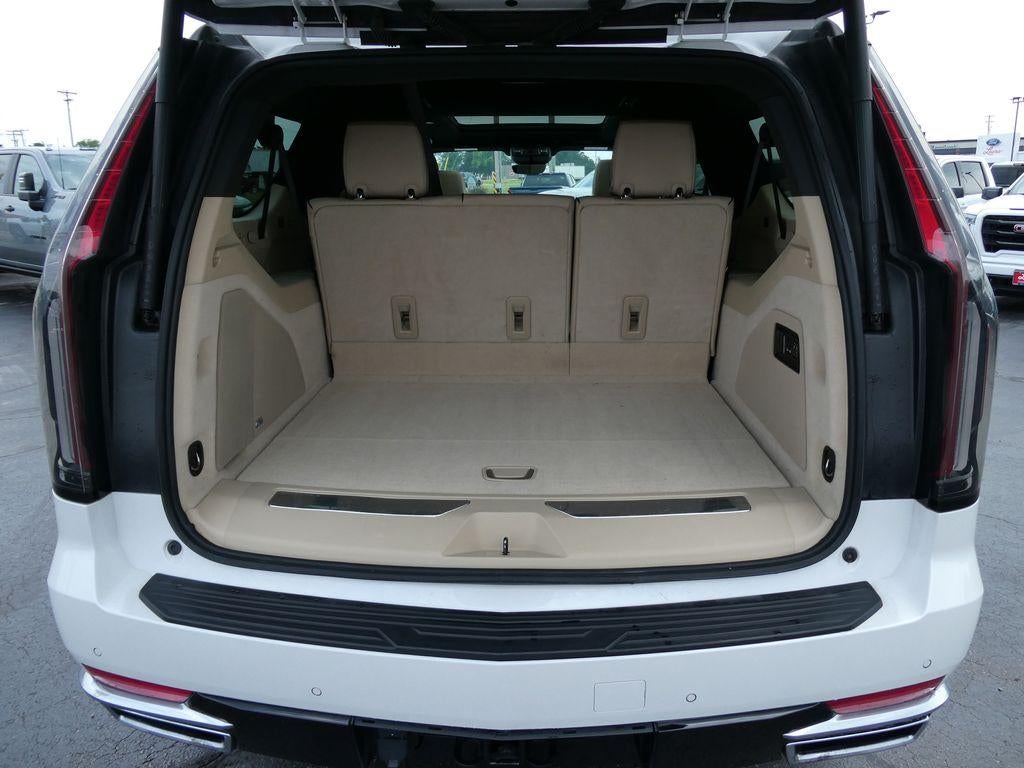2022 Cadillac Escalade ESV Premium Luxury