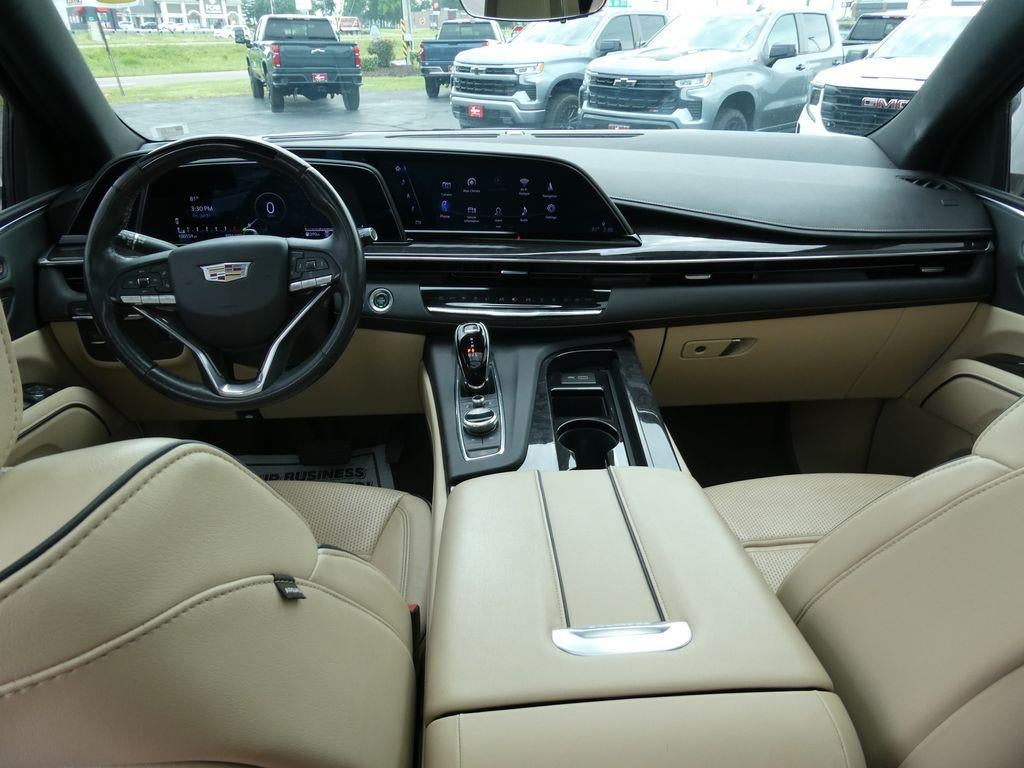 2022 Cadillac Escalade ESV Premium Luxury