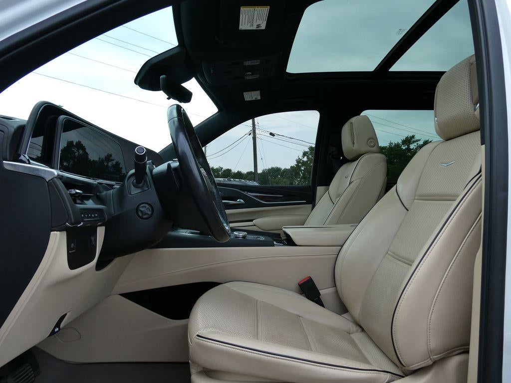 2022 Cadillac Escalade ESV Premium Luxury