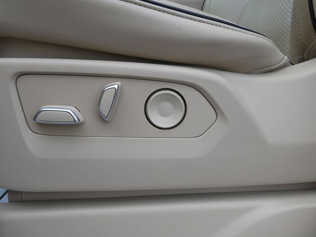 2022 Cadillac Escalade ESV Premium Luxury
