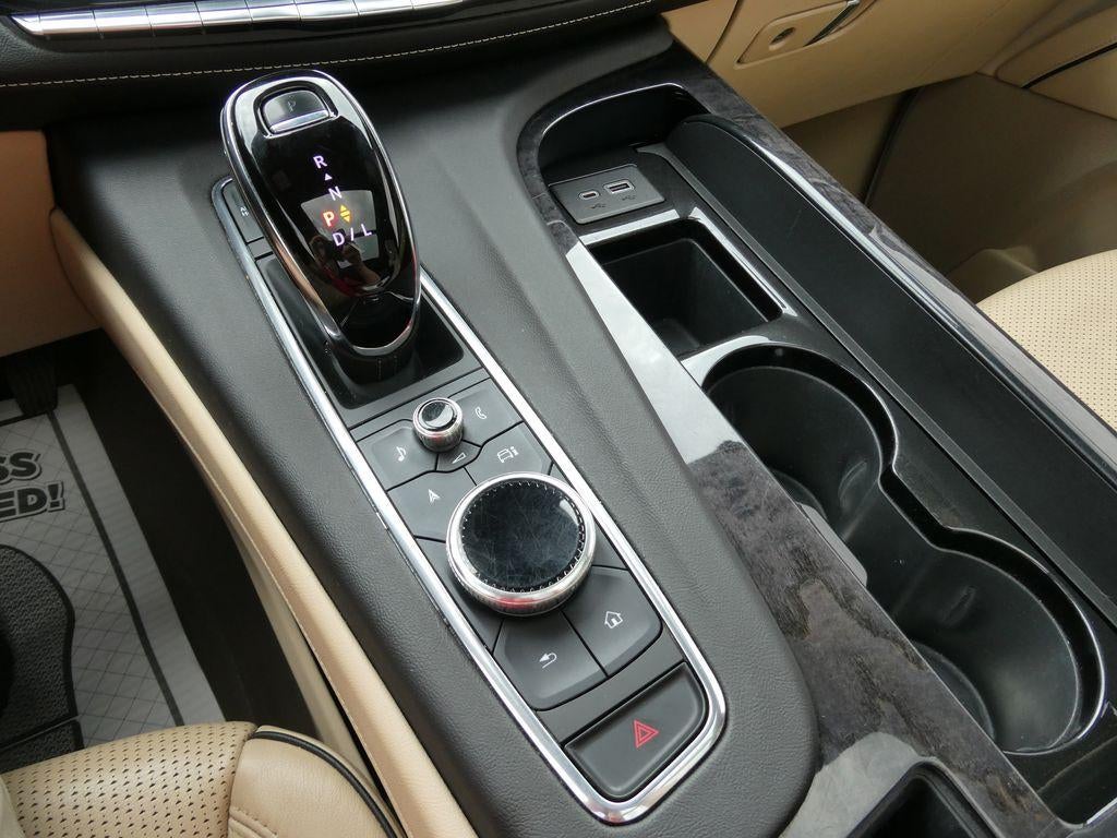 2022 Cadillac Escalade ESV Premium Luxury