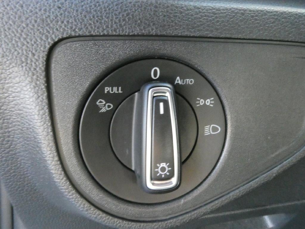 2021 Volkswagen Atlas 3.6L V6 SE w/Technology R-Line