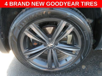 2021 Volkswagen Atlas 3.6L V6 SE w/Technology R-Line
