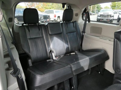 2014 Chrysler Town & Country Touring