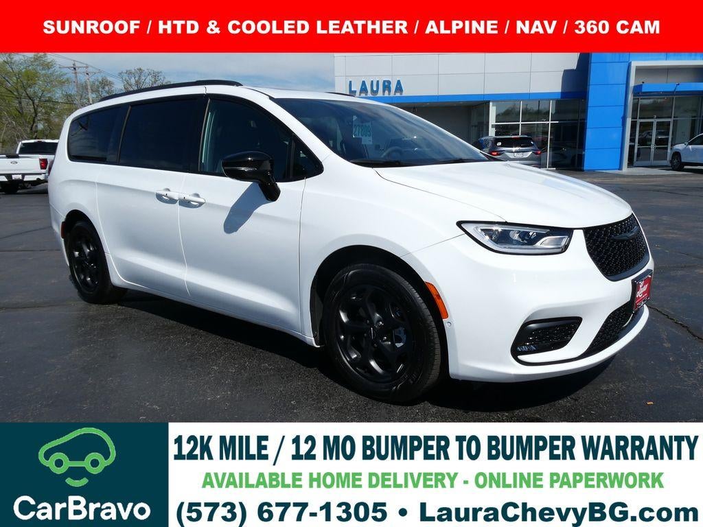 2024 Chrysler Pacifica Hybrid Premium S Appearance Pkg