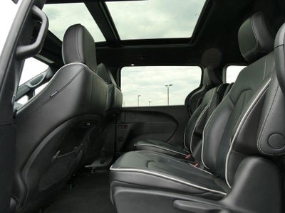 2024 Chrysler Pacifica Hybrid Premium S Appearance Pkg