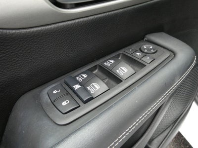 2024 Chrysler Pacifica Hybrid Premium S Appearance Pkg