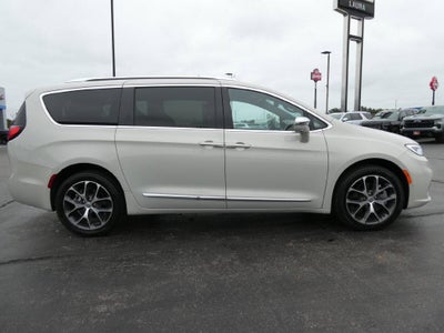 2021 Chrysler Pacifica Limited AWD