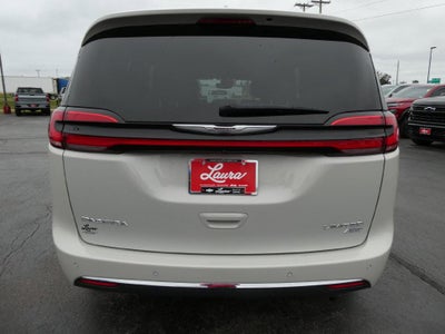 2021 Chrysler Pacifica Limited AWD