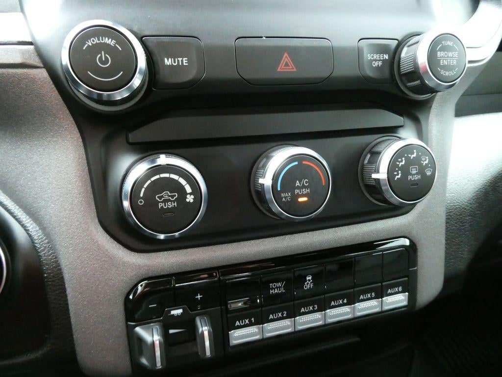 2021 RAM 2500 Tradesman Crew Cab 4x4 6'4" Box