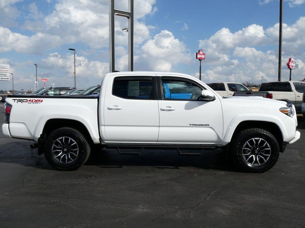 2022 Toyota Tacoma 4WD SR