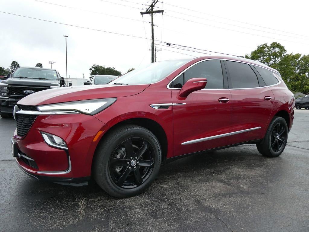 2023 Buick Enclave Essence